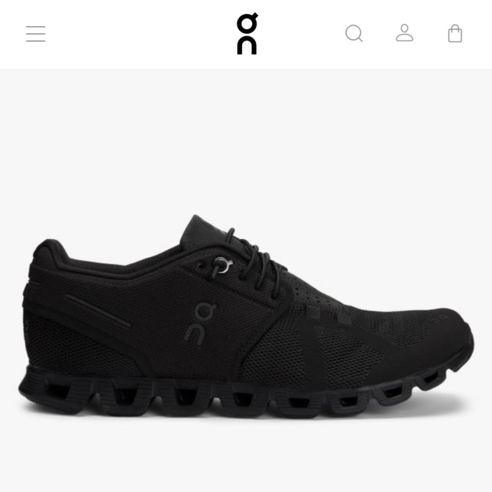 On Running (Cloud) Men’s all black running shoe; gently worn